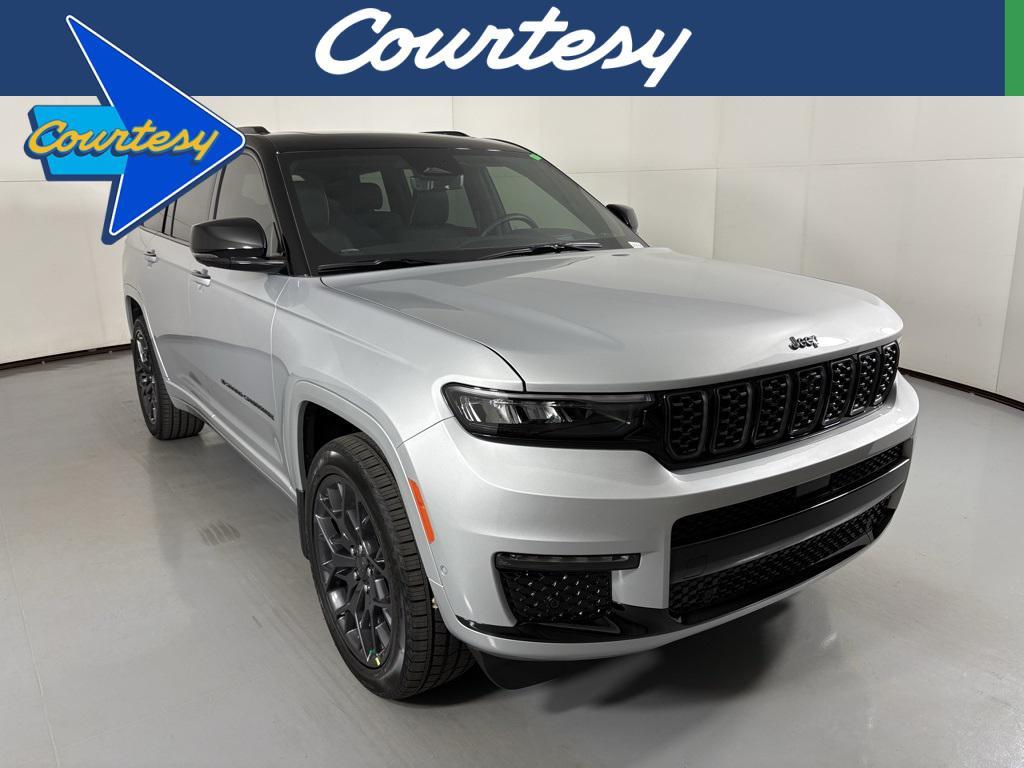 new 2025 Jeep Grand Cherokee L car, priced at $68,900