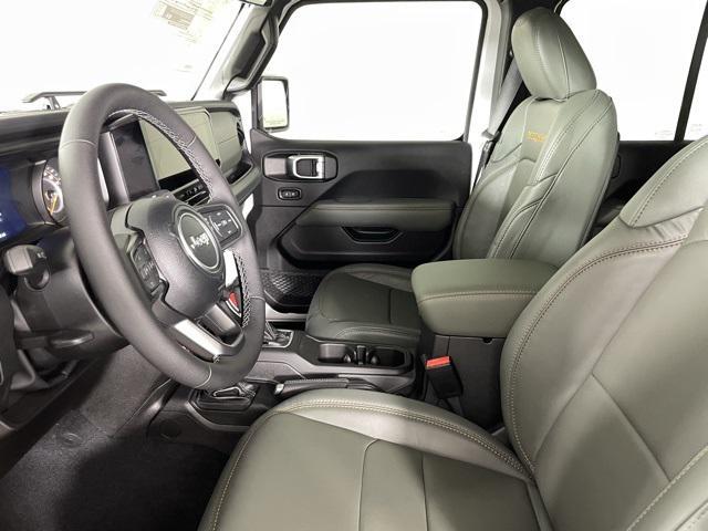 new 2025 Jeep Gladiator car, priced at $51,900