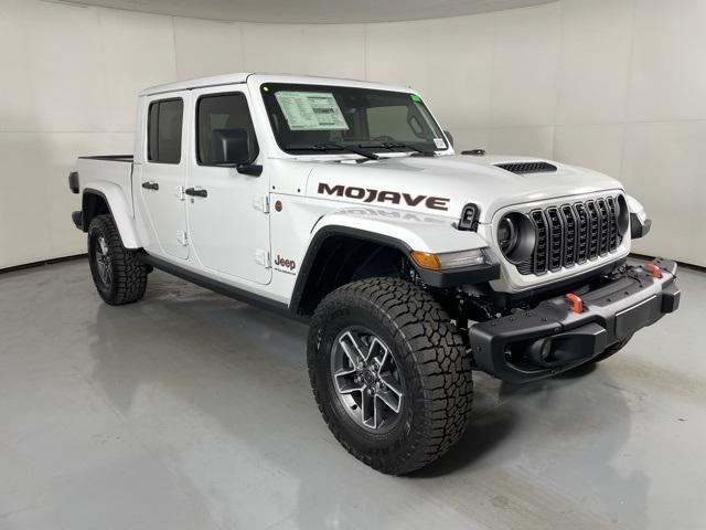 new 2025 Jeep Gladiator car, priced at $51,900