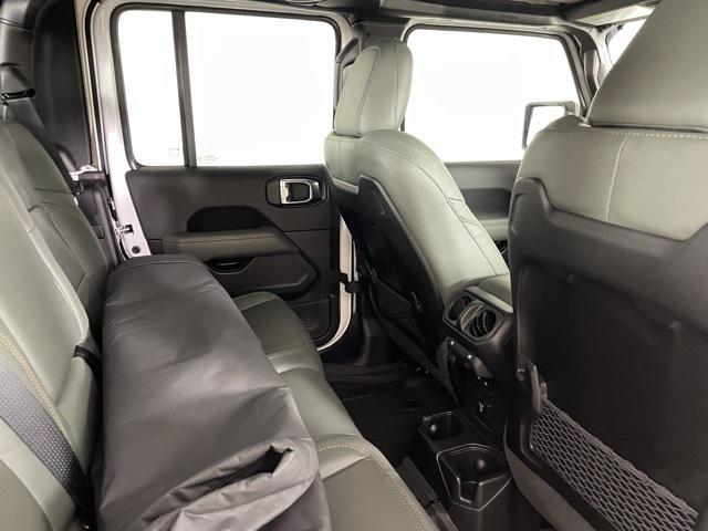 new 2025 Jeep Gladiator car, priced at $51,900