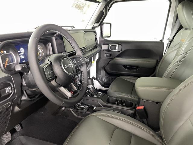 new 2025 Jeep Gladiator car, priced at $51,900