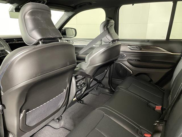 new 2025 Jeep Grand Cherokee car, priced at $57,270