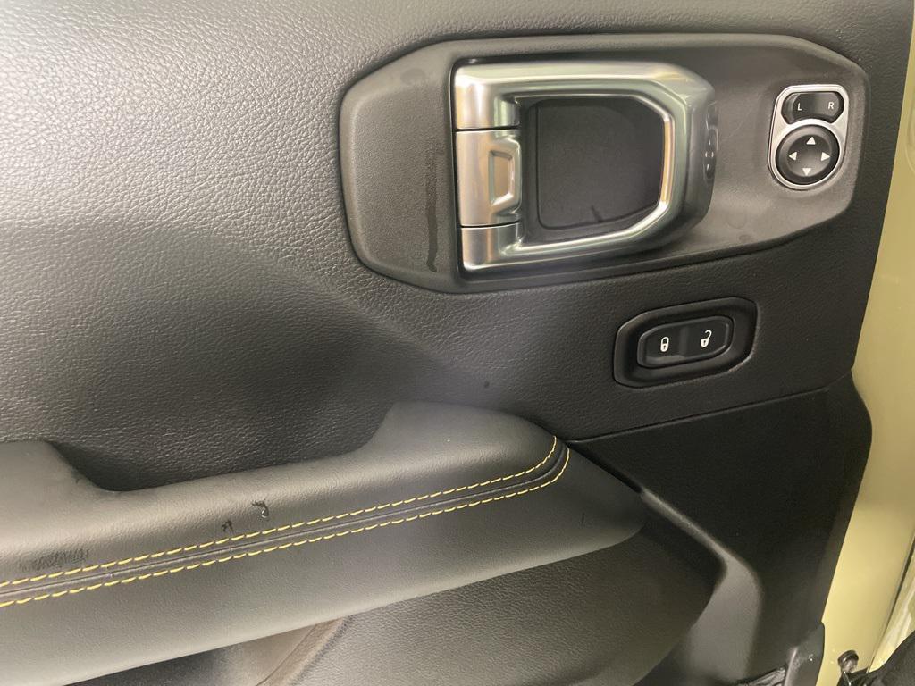 new 2025 Jeep Wrangler car, priced at $102,980