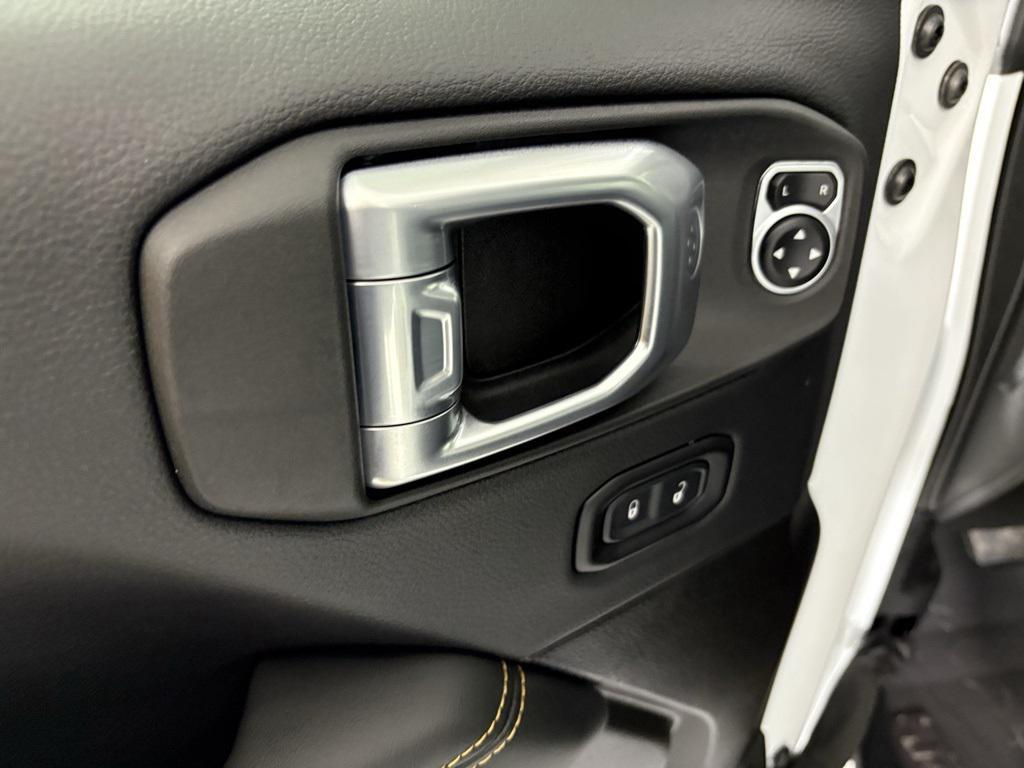 new 2025 Jeep Wrangler car, priced at $102,385