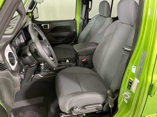 new 2025 Jeep Wrangler car, priced at $47,905