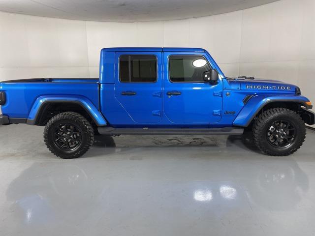 new 2025 Jeep Gladiator car, priced at $38,500
