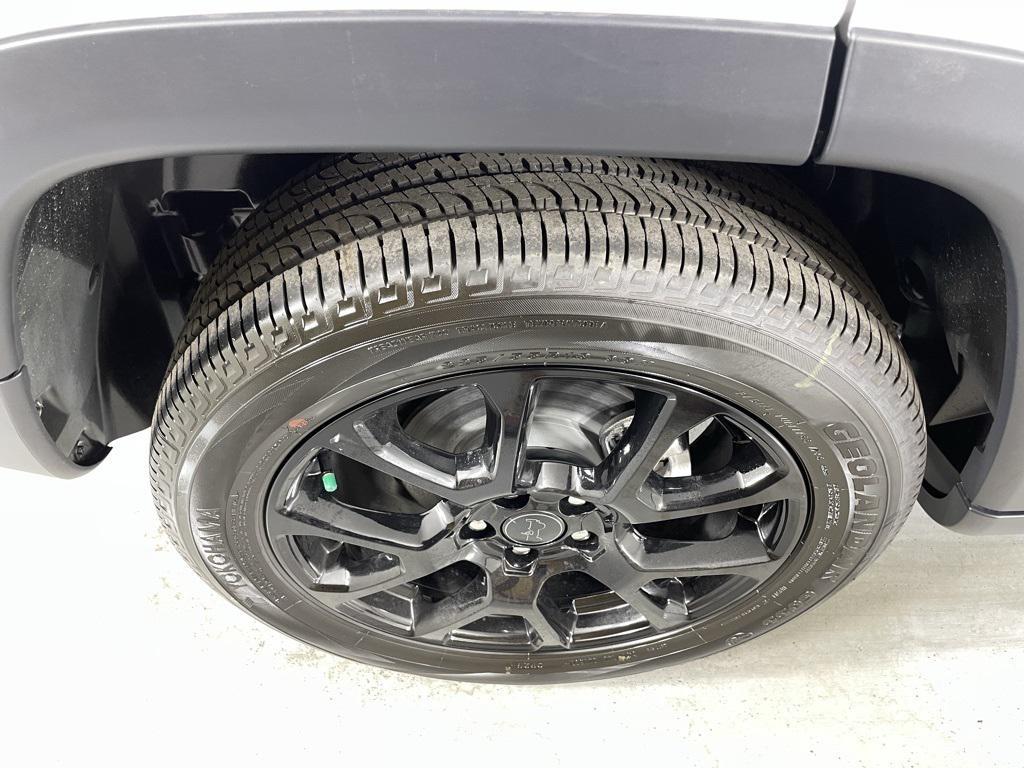 new 2026 Jeep Compass car, priced at $30,900