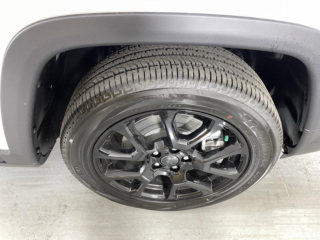 new 2026 Jeep Compass car, priced at $30,900