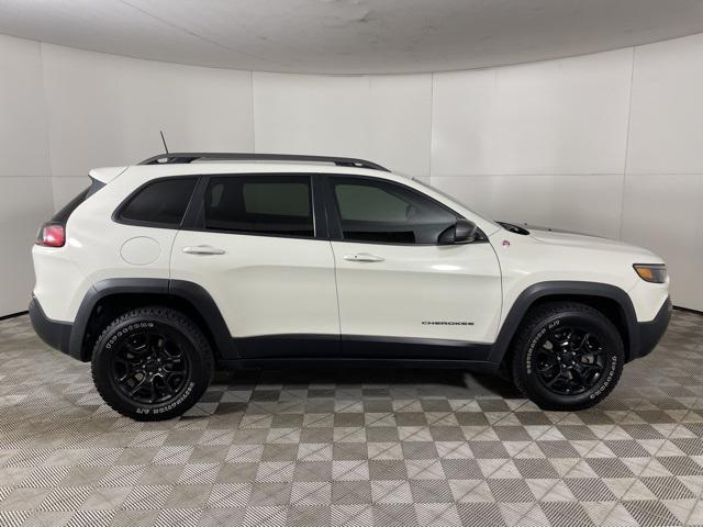 used 2019 Jeep Cherokee car, priced at $17,500