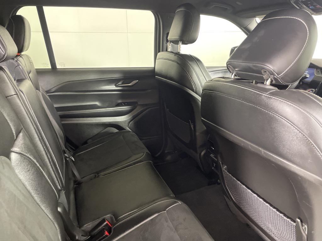 used 2024 Jeep Grand Cherokee L car, priced at $28,800