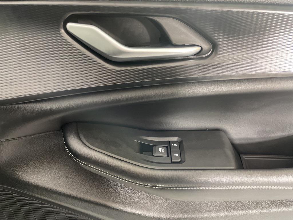 used 2024 Jeep Grand Cherokee L car, priced at $28,800