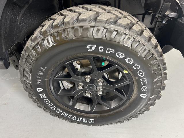 new 2025 Jeep Gladiator car, priced at $42,900