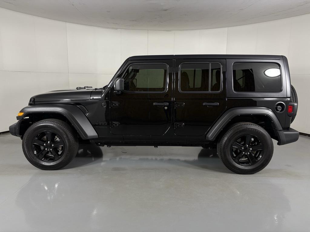 used 2022 Jeep Wrangler Unlimited car, priced at $29,900
