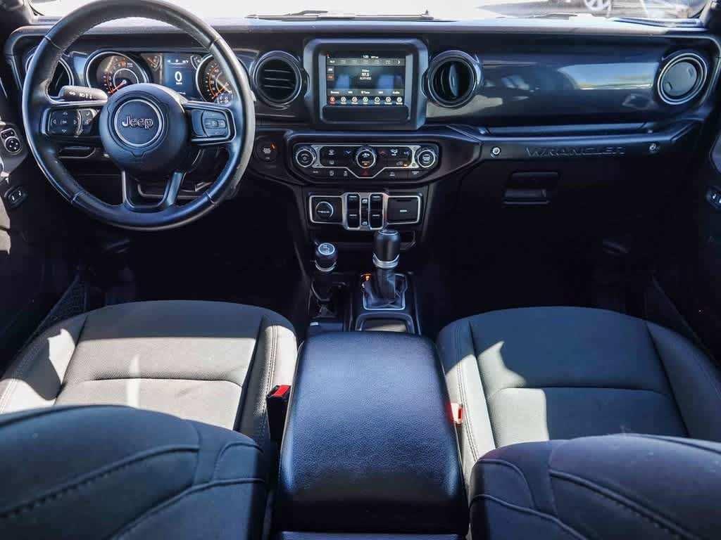 used 2022 Jeep Wrangler Unlimited car, priced at $31,000