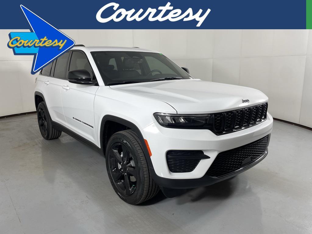 new 2025 Jeep Grand Cherokee car, priced at $39,900