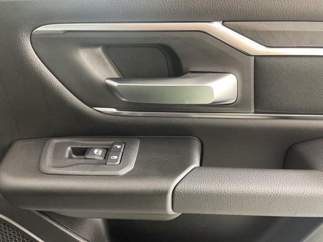 new 2025 Ram 1500 car, priced at $42,627