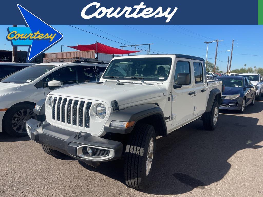 used 2023 Jeep Gladiator car, priced at $30,000
