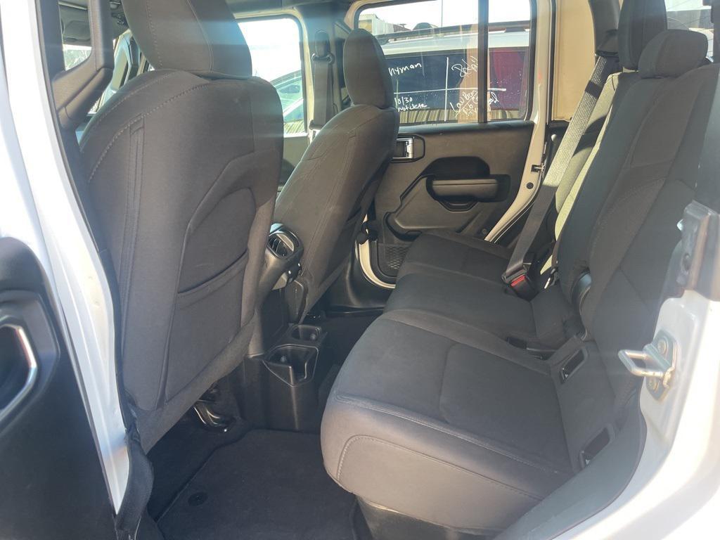 used 2023 Jeep Gladiator car, priced at $31,400