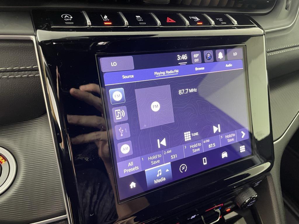 new 2025 Jeep Grand Cherokee car, priced at $33,900