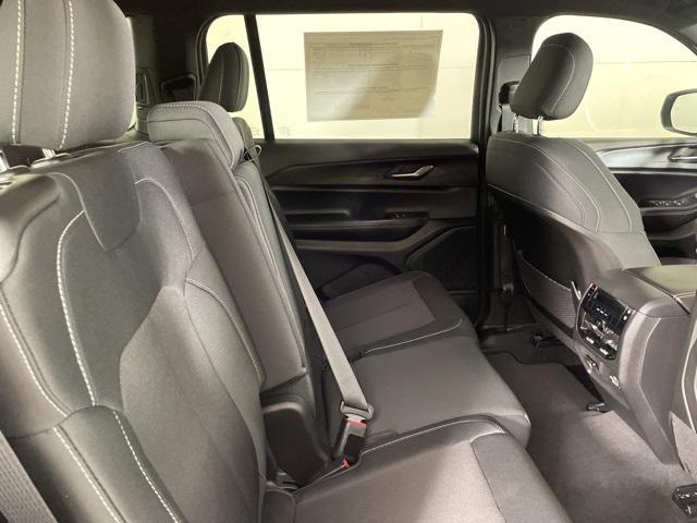 new 2025 Jeep Grand Cherokee L car, priced at $37,900