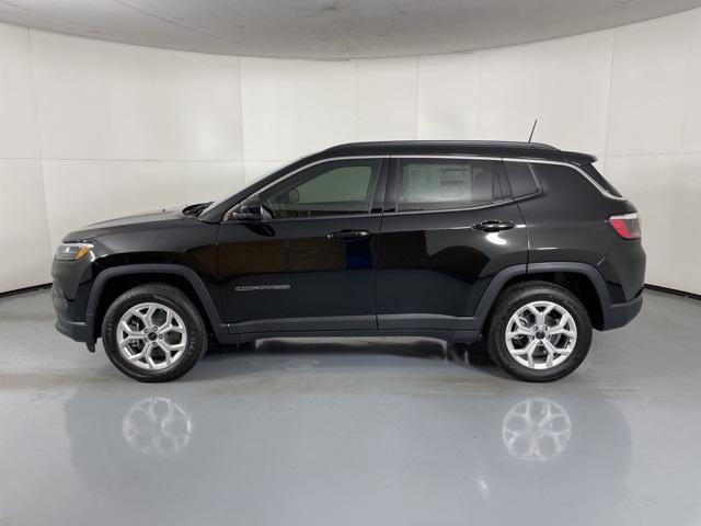 new 2025 Jeep Compass car, priced at $30,760
