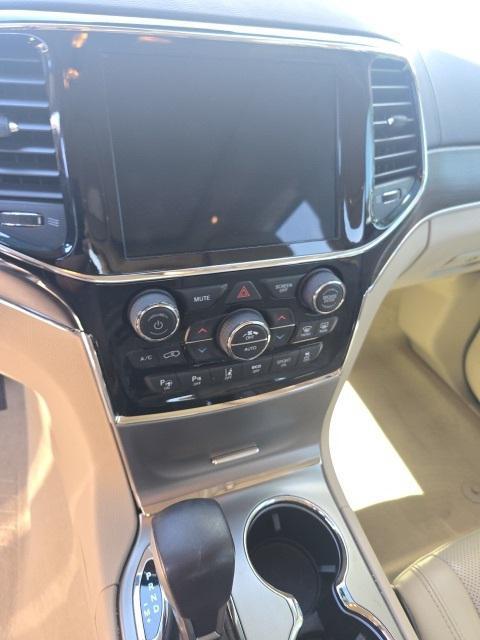 used 2020 Jeep Grand Cherokee car, priced at $29,400