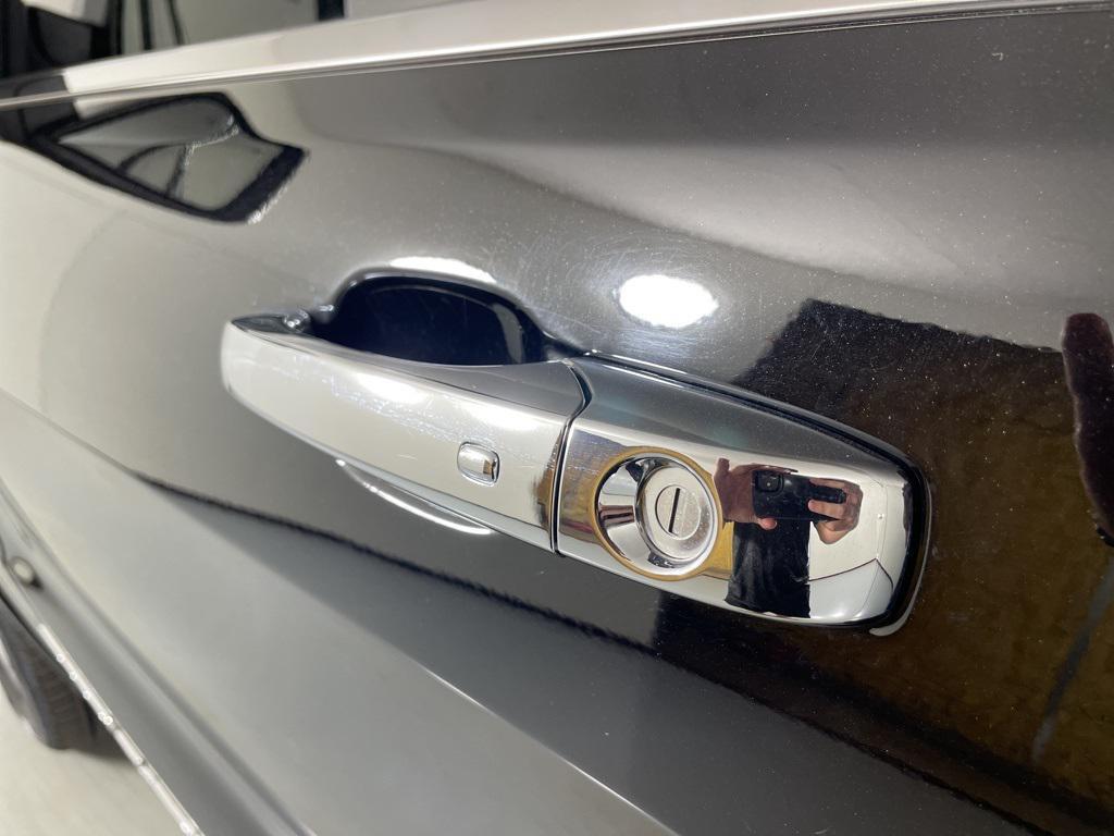 used 2020 Jeep Grand Cherokee car, priced at $28,900