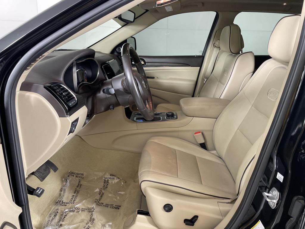 used 2020 Jeep Grand Cherokee car, priced at $28,900