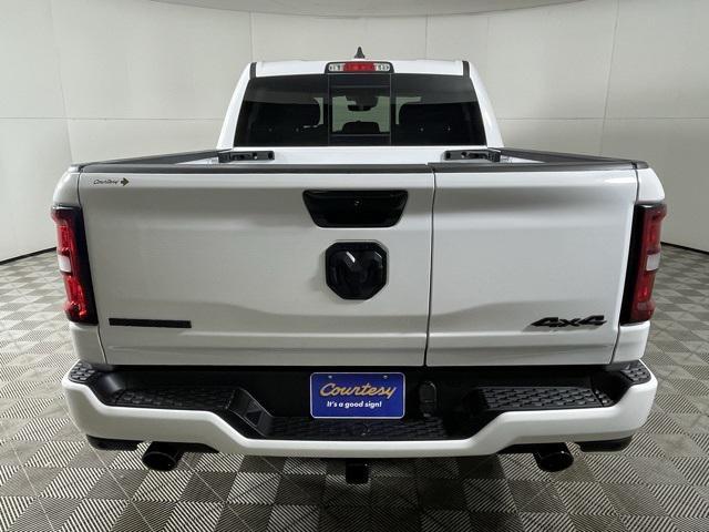 new 2025 Ram 1500 car