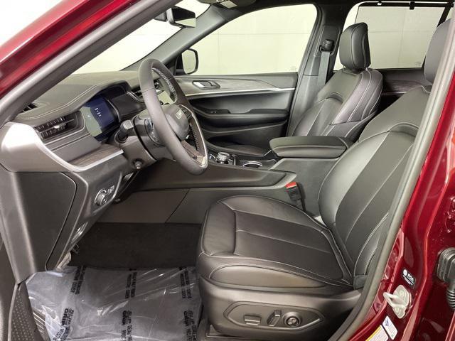 new 2025 Jeep Grand Cherokee car, priced at $46,728