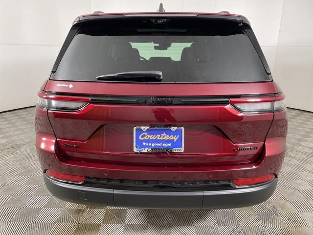 new 2025 Jeep Grand Cherokee car, priced at $46,728