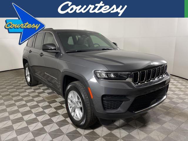 new 2025 Jeep Grand Cherokee car, priced at $38,053