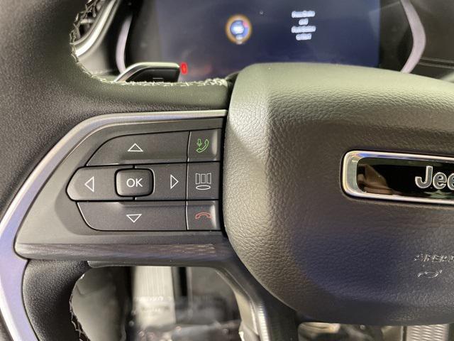 new 2025 Jeep Grand Cherokee car, priced at $38,053