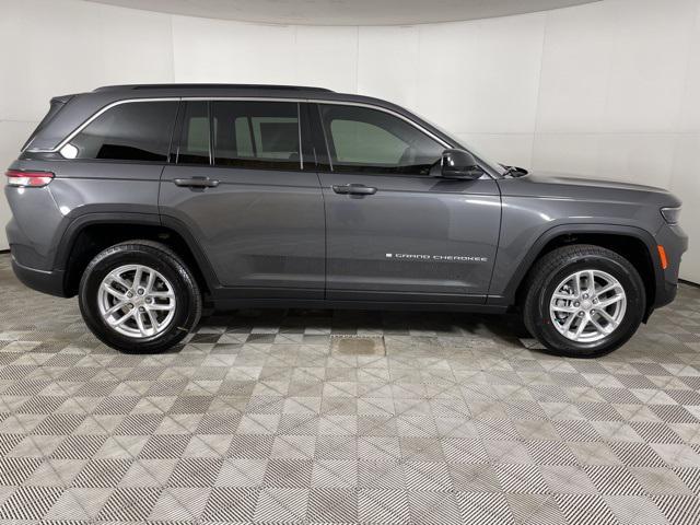 new 2025 Jeep Grand Cherokee car, priced at $38,053