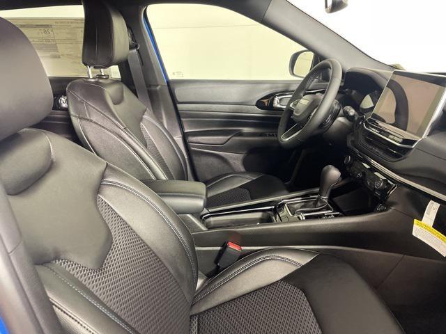 new 2026 Jeep Compass car, priced at $31,940