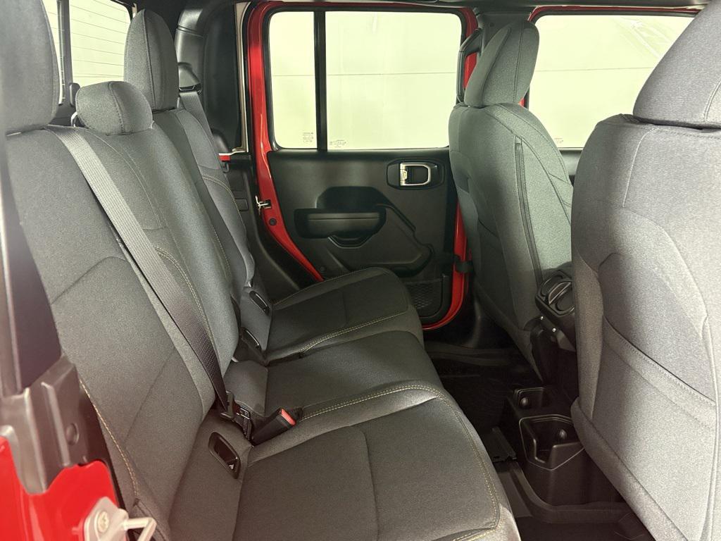 new 2026 Jeep Gladiator car, priced at $47,900