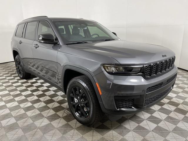 new 2025 Jeep Grand Cherokee L car, priced at $43,975