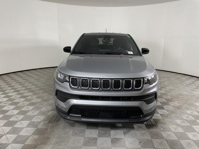 new 2023 Jeep Compass car, priced at $26,999