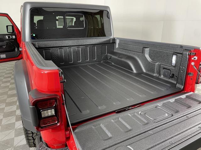 new 2024 Jeep Gladiator car, priced at $48,036