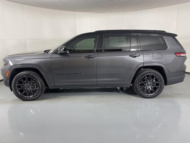 new 2025 Jeep Grand Cherokee L car, priced at $65,900