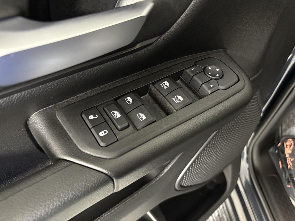 new 2025 Ram 1500 car, priced at $47,025