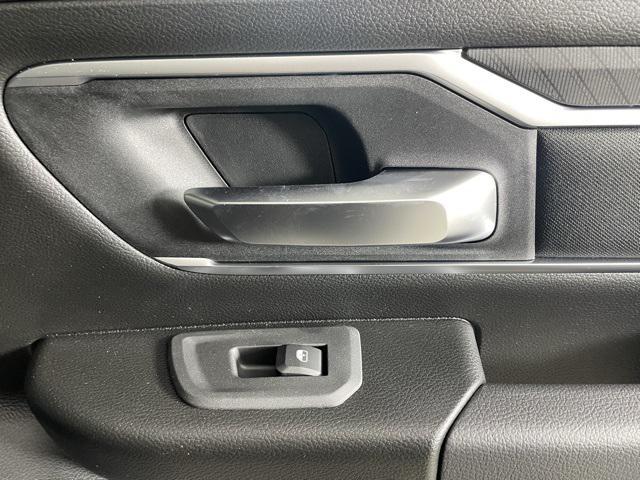 new 2025 Ram 1500 car, priced at $45,775