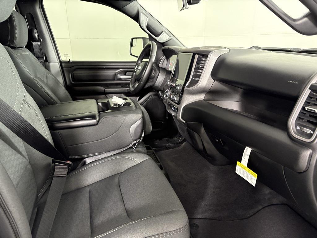new 2025 Ram 1500 car, priced at $41,565