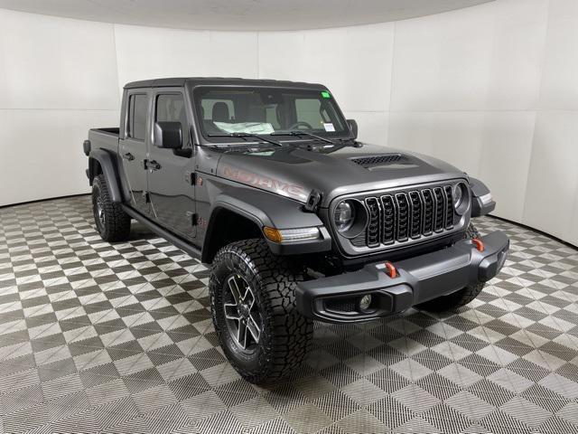 new 2024 Jeep Gladiator car, priced at $55,999