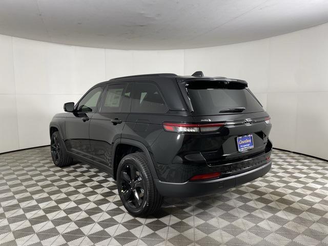 new 2025 Jeep Grand Cherokee car, priced at $52,500