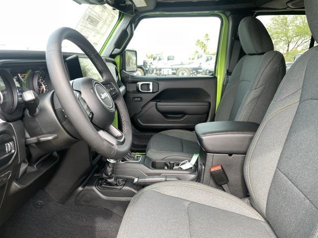 new 2025 Jeep Gladiator car, priced at $42,900