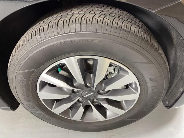 used 2022 Chrysler Pacifica Hybrid car, priced at $31,300