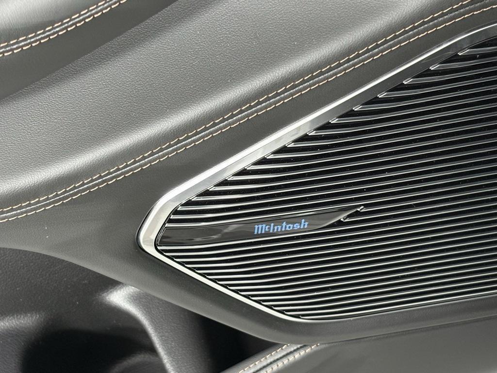 new 2025 Jeep Grand Cherokee L car, priced at $68,900