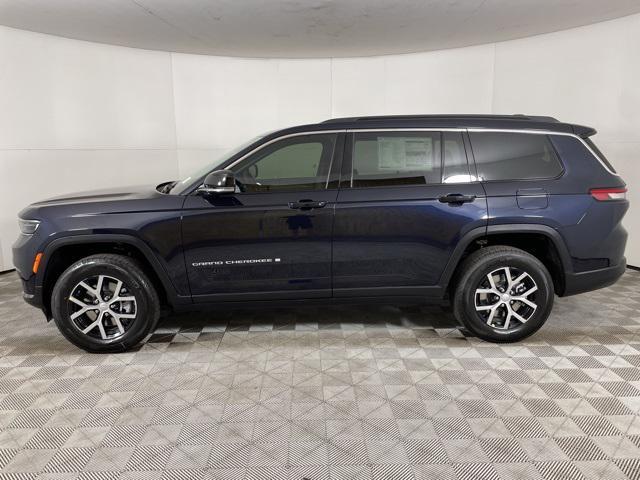 new 2024 Jeep Grand Cherokee L car, priced at $39,046