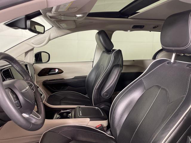 used 2023 Chrysler Pacifica car, priced at $28,900